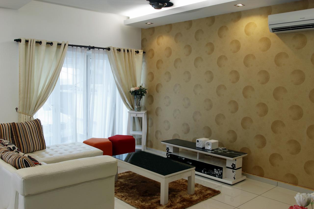 Gurney Luxe Inn George Town Bagian luar foto